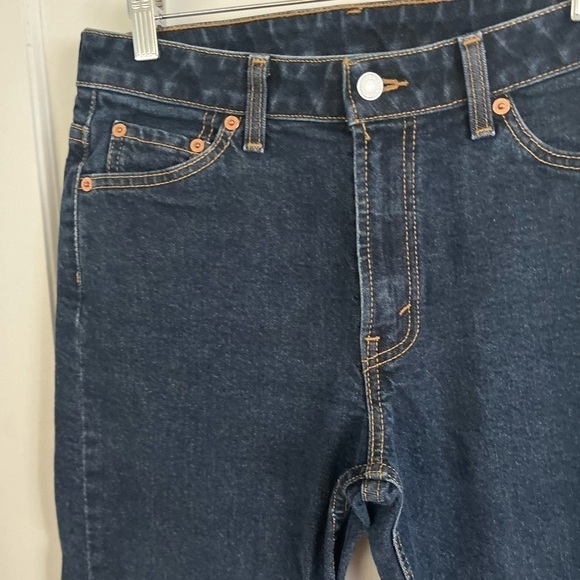 VINTAGE Levi’s Made in Canada Denim Blue Jeans Womens Size 10 Hemmed Red Tab HTF - Picture 4 of 12